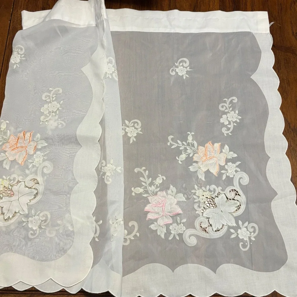 Vintage White Floral Embroidered Scalloped Sheer Tier and Valance Curtain Set